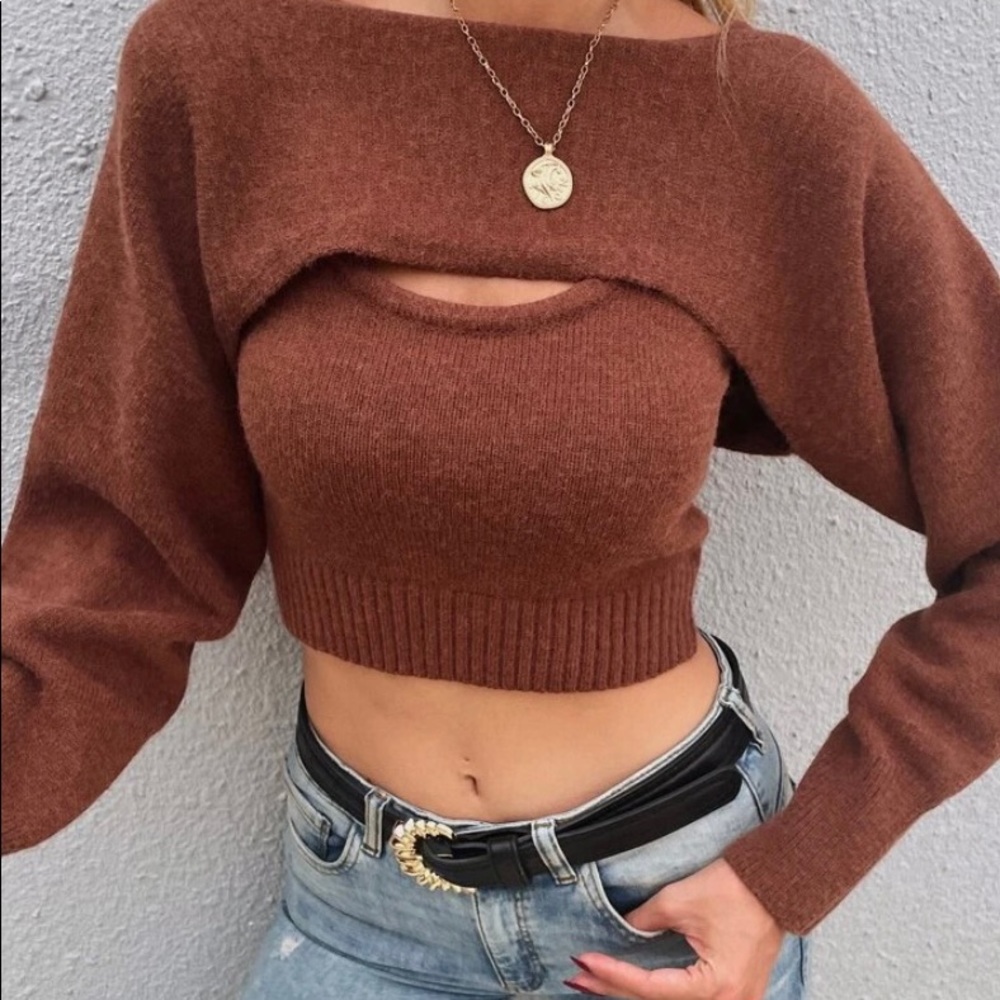 Woman’s Large-dark tan knit cropped cami with matching shrug like sweater